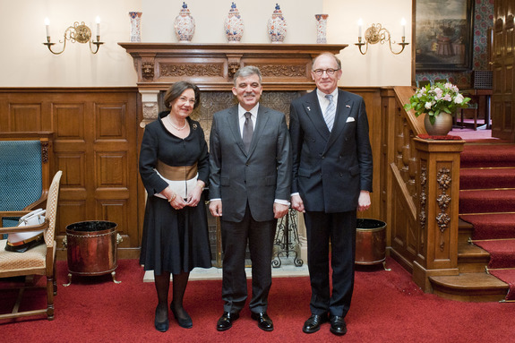 Fotomoment en ontvangst in de Hall van de Eerste Kamer