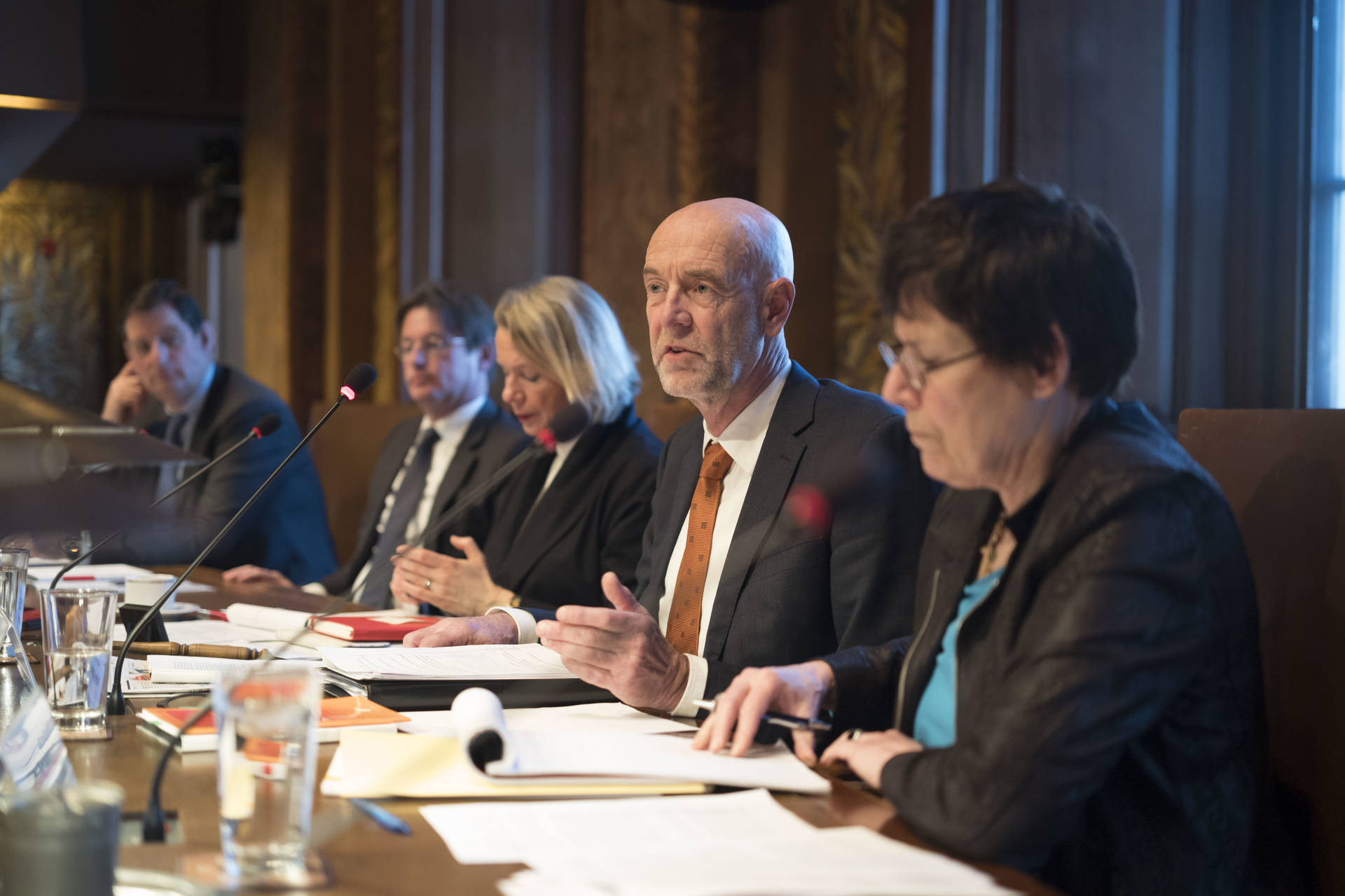 Kamercommissie spreekt over staat van de rechtsstaat