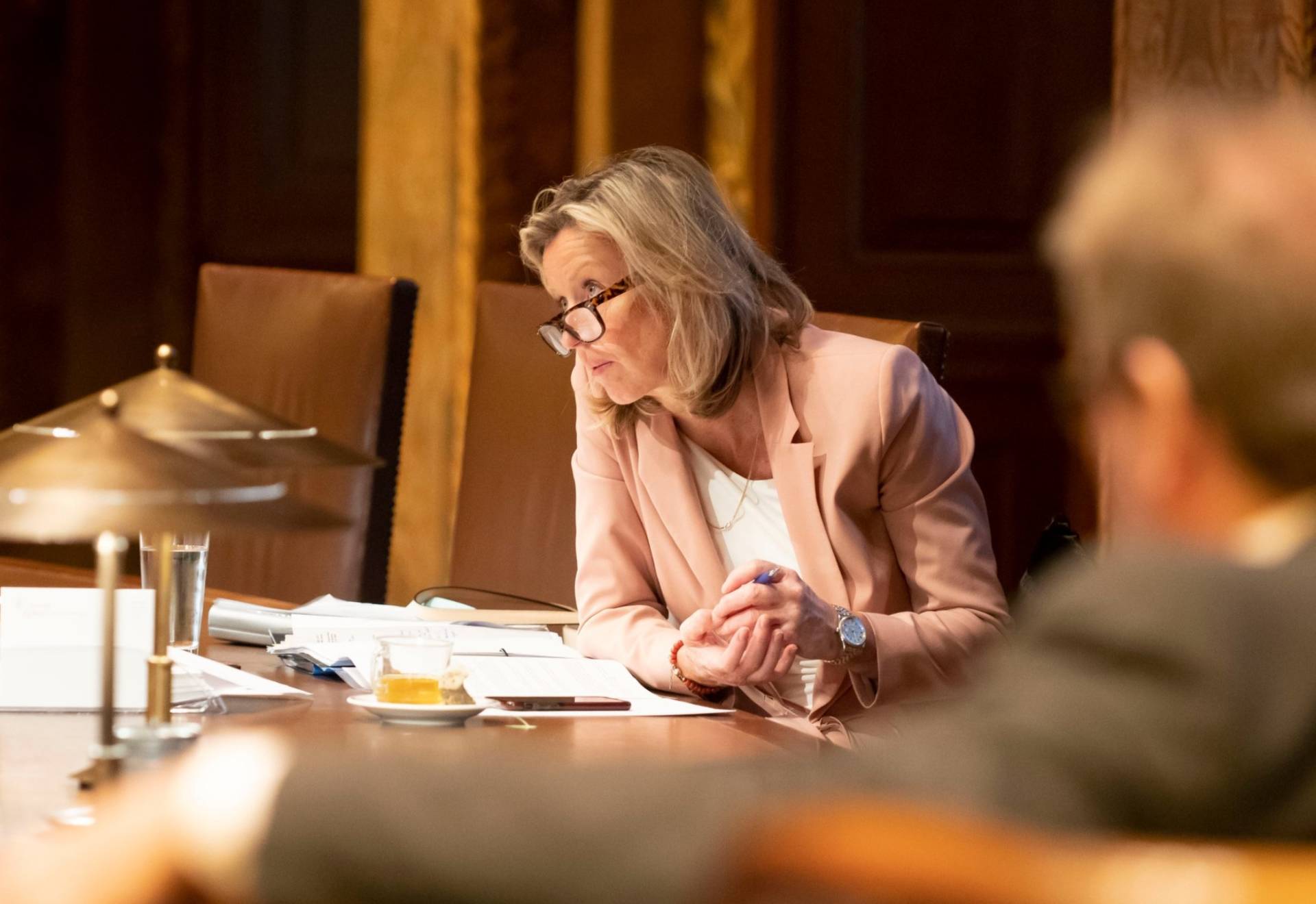 Minister Ollongren van Binnenlandse Zaken en Koninkrijksrelaties tijdens het debat