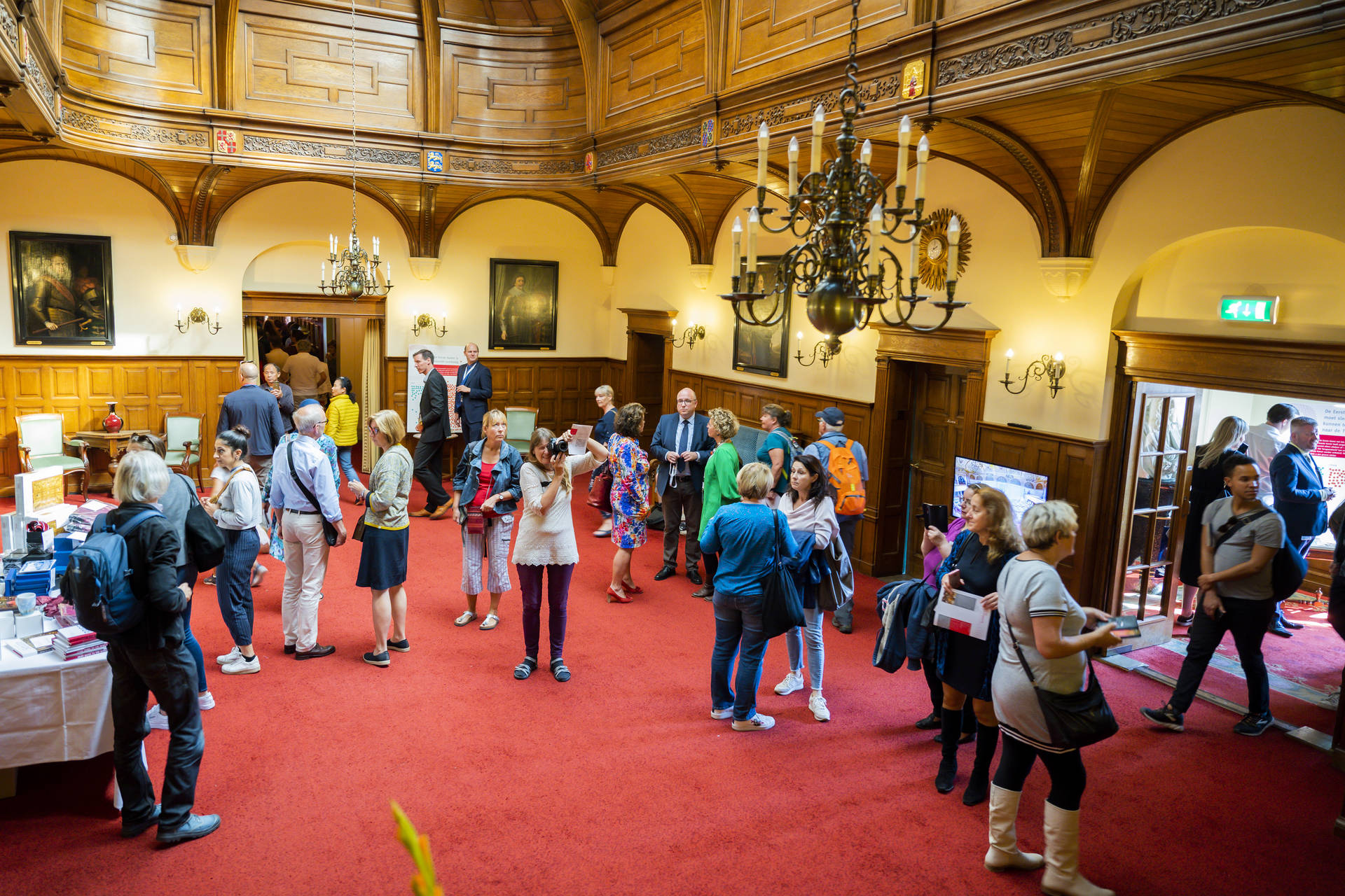 De centrale hal van de Eerste Kamer