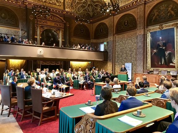 Kamervoorzitter opent Model European Parliament Nederland 2019