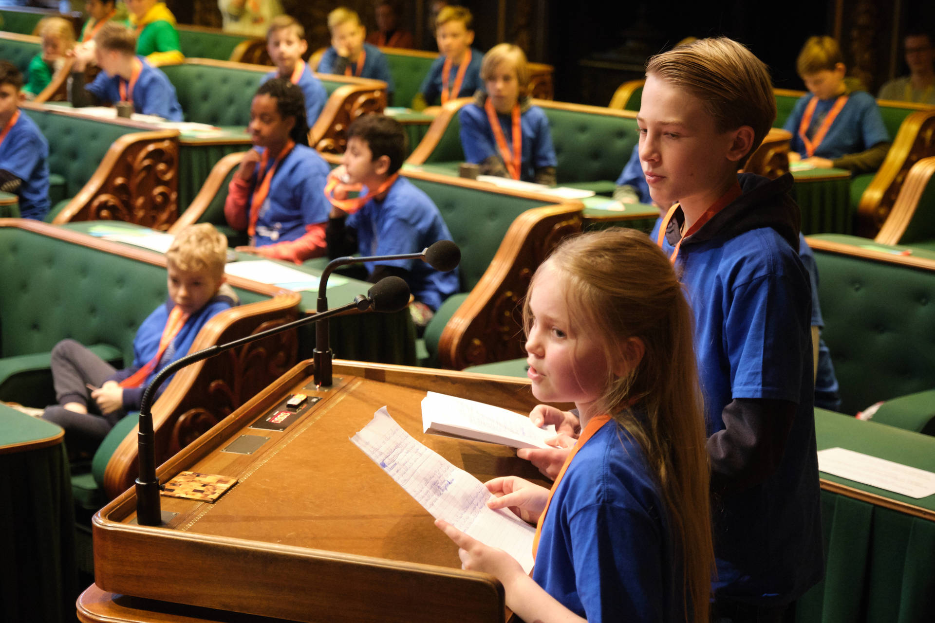 Woordvoerders van de blauwe fractie verdedigen hun stelling