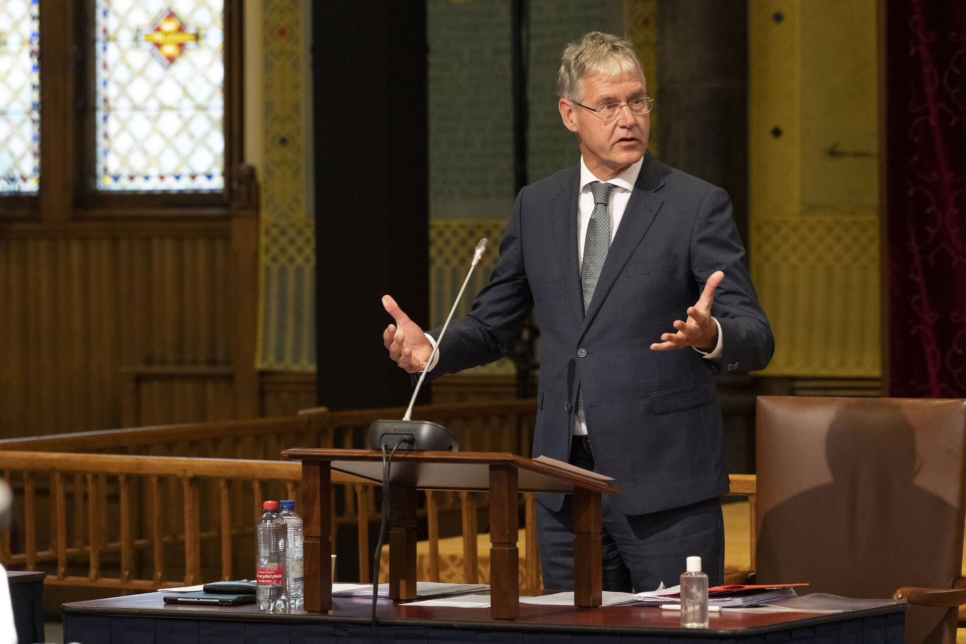 Minister Slob tijdens het debat op 9 juni 2020