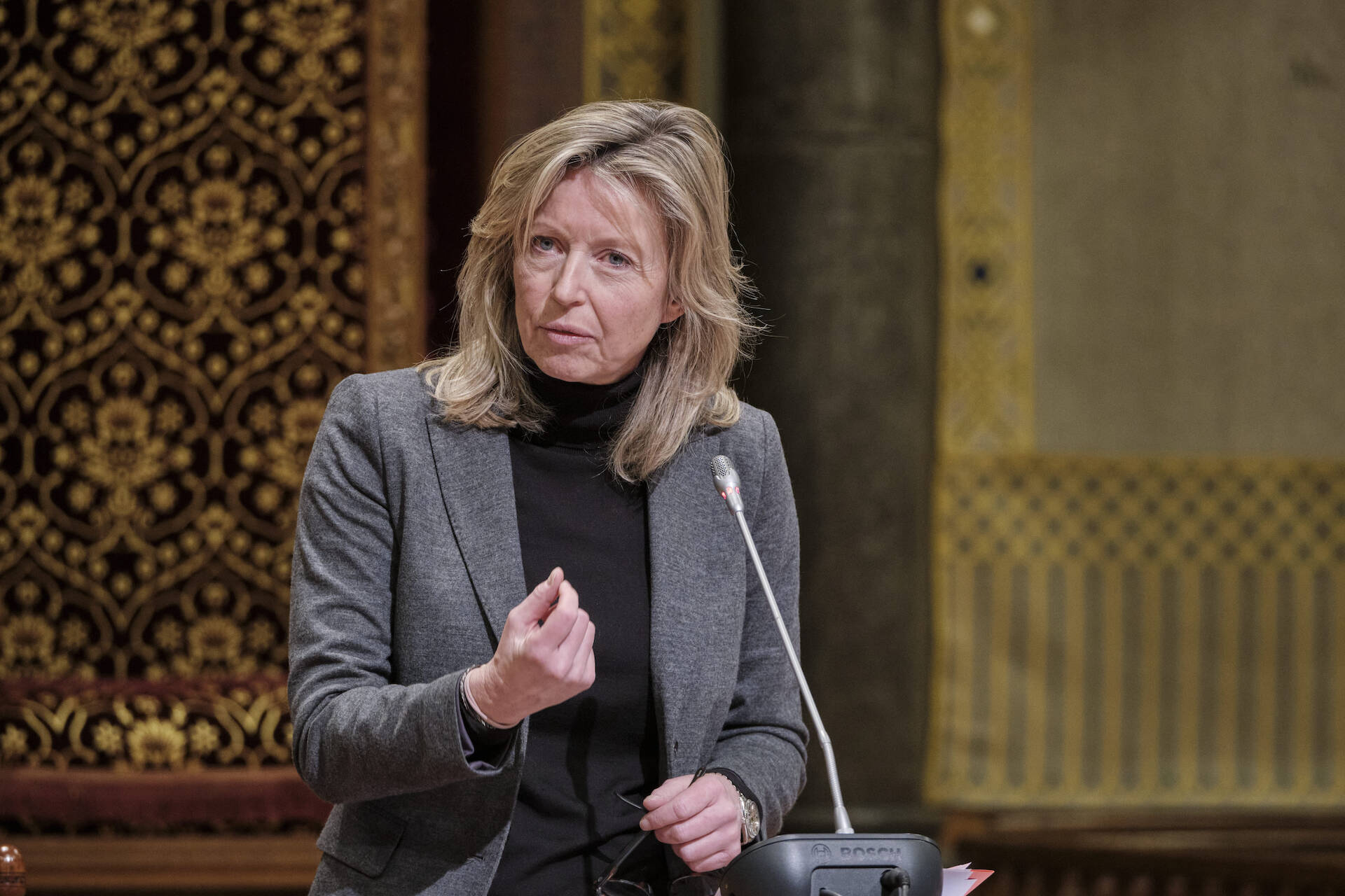 Minister Ollongren tijdens het debat op 13 januari 2021