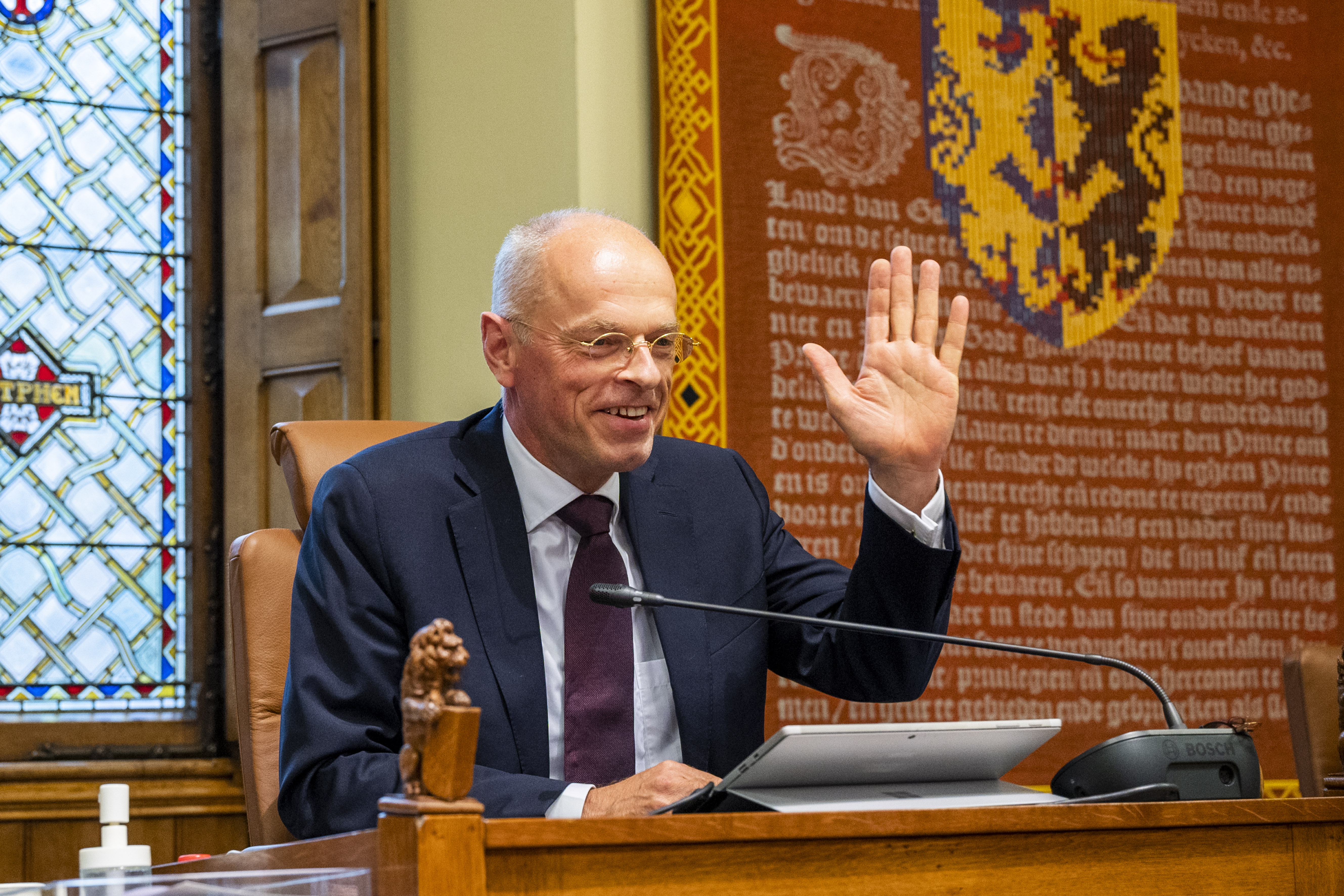 Eerste Kamervoorzitter Over Vertrek Van Binnenhof - Eerste Kamer Der ...