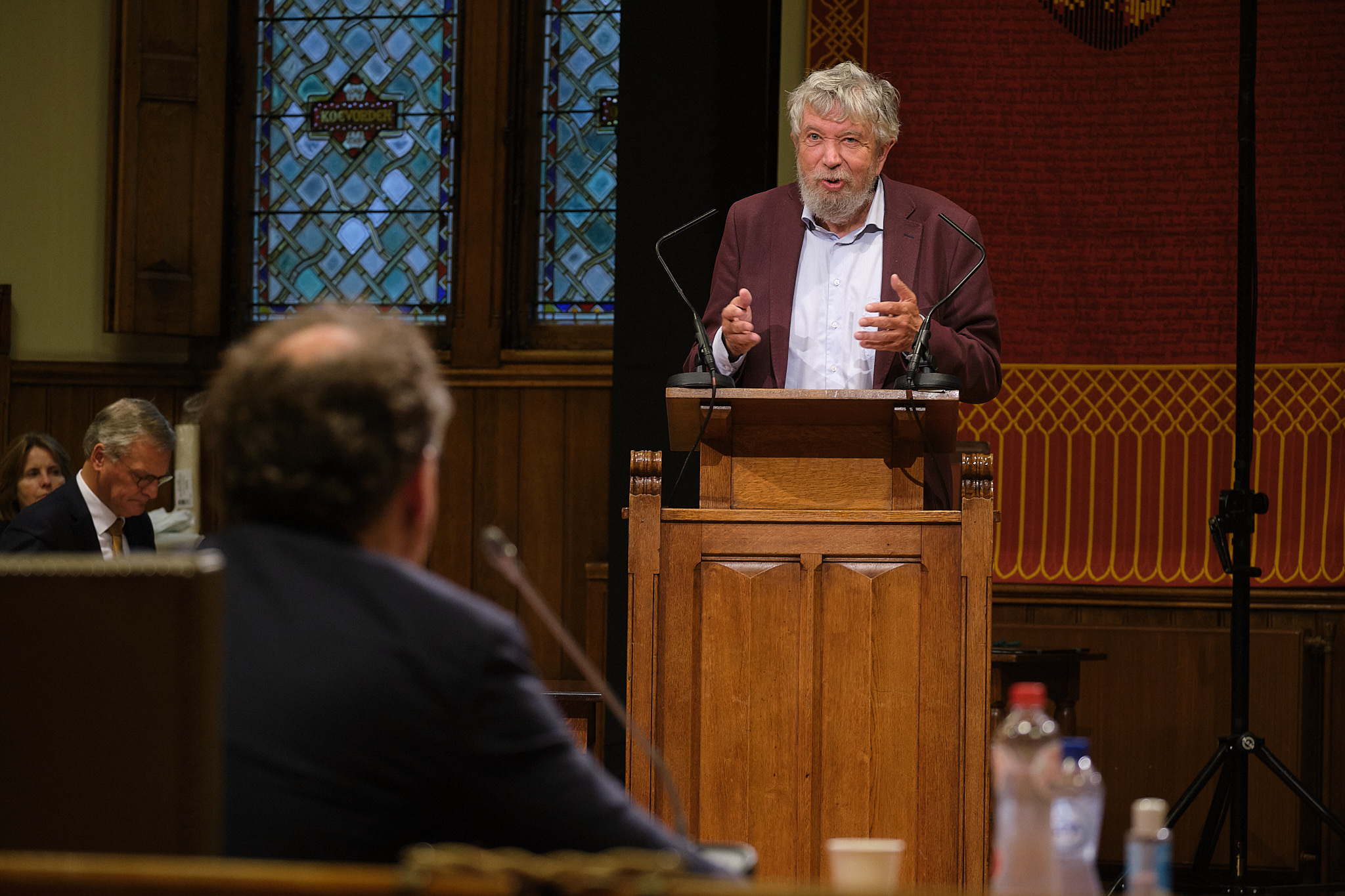 Eerste Kamer Steunt Invoering Betaald Ouderschapsverlof - Eerste Kamer ...