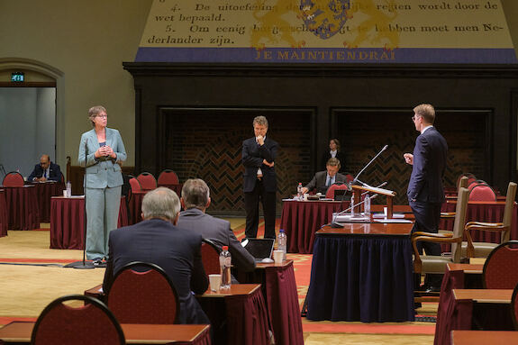 Debat over weigeren VOG op grond van politiegegevens op 2 november 2021