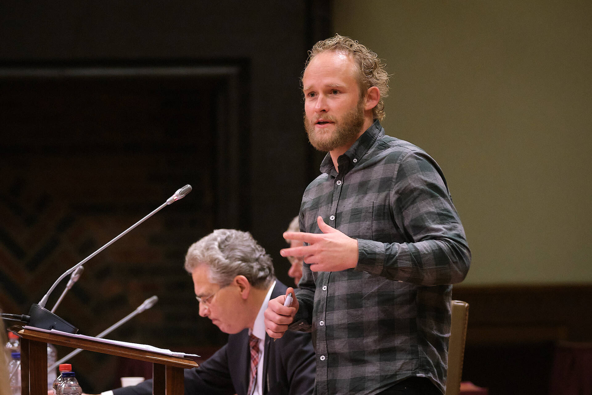 Tweede Kamerlid Kwint tijdens het debat op 9 november 2021