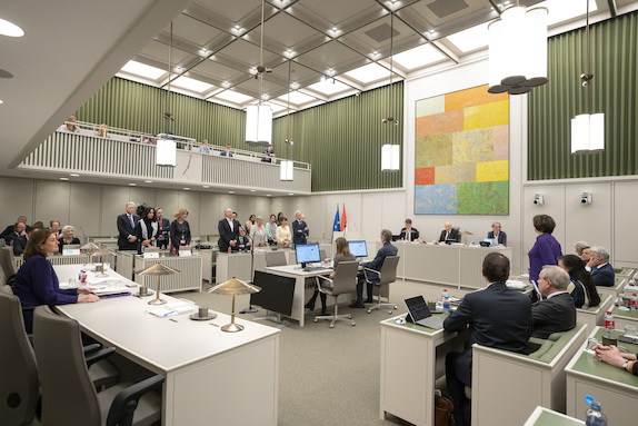 Foto van de Eerste Kamer tijdens de stemming over het wetsvoorstel