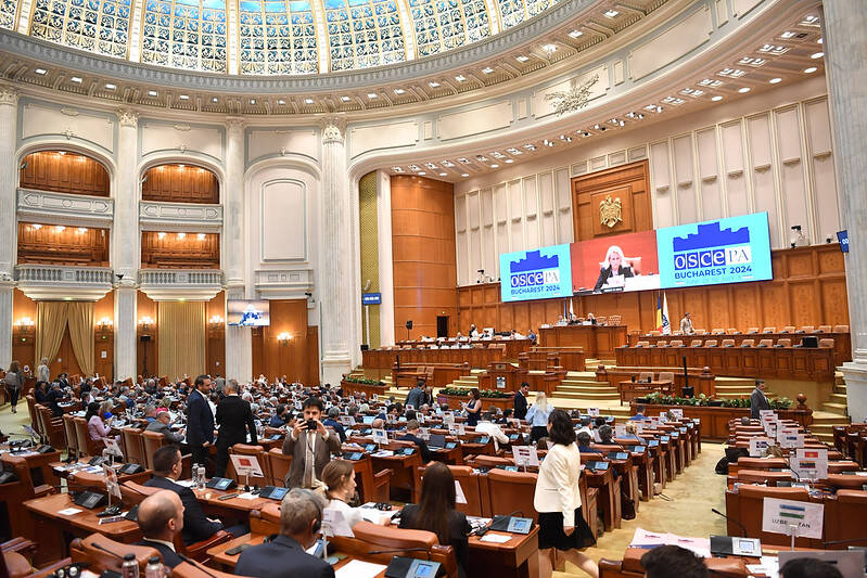 Plenaire zaal tijdens de parlementaire assemblee van de OVSE