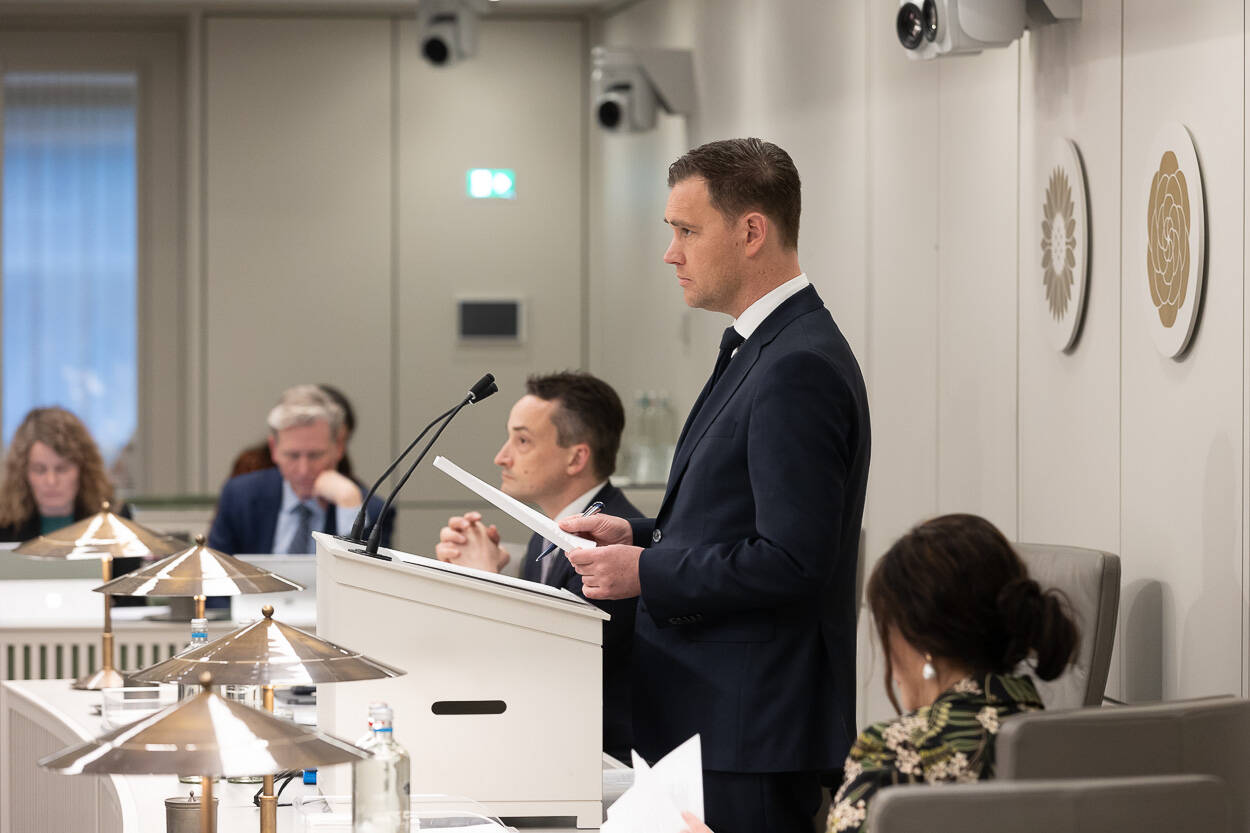 Minister Heinen vond het te vroeg om de 50PLUS-vragen te beantwoorden, hij noemde de vragen 'ontijdig'