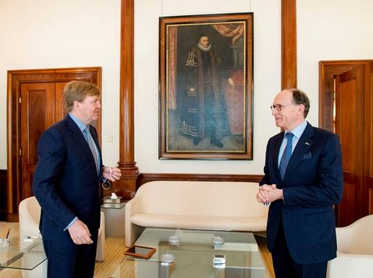 Koning Willem-Alexander ontvangt Voorzitter Eerste Kamer Fred de Graaf