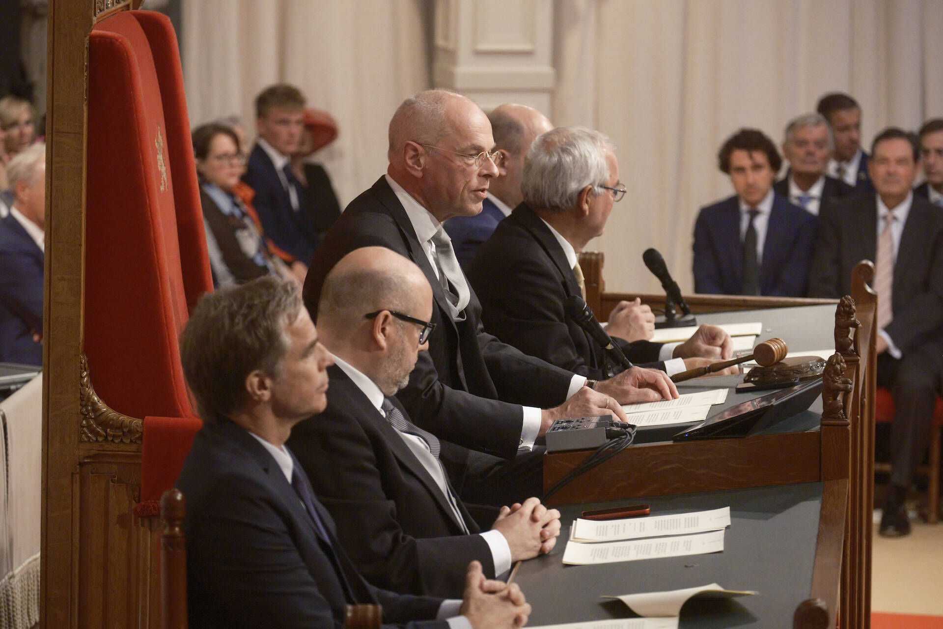 De Voorzitter van de Verenigde Vergadering Jan Anthonie Bruijn