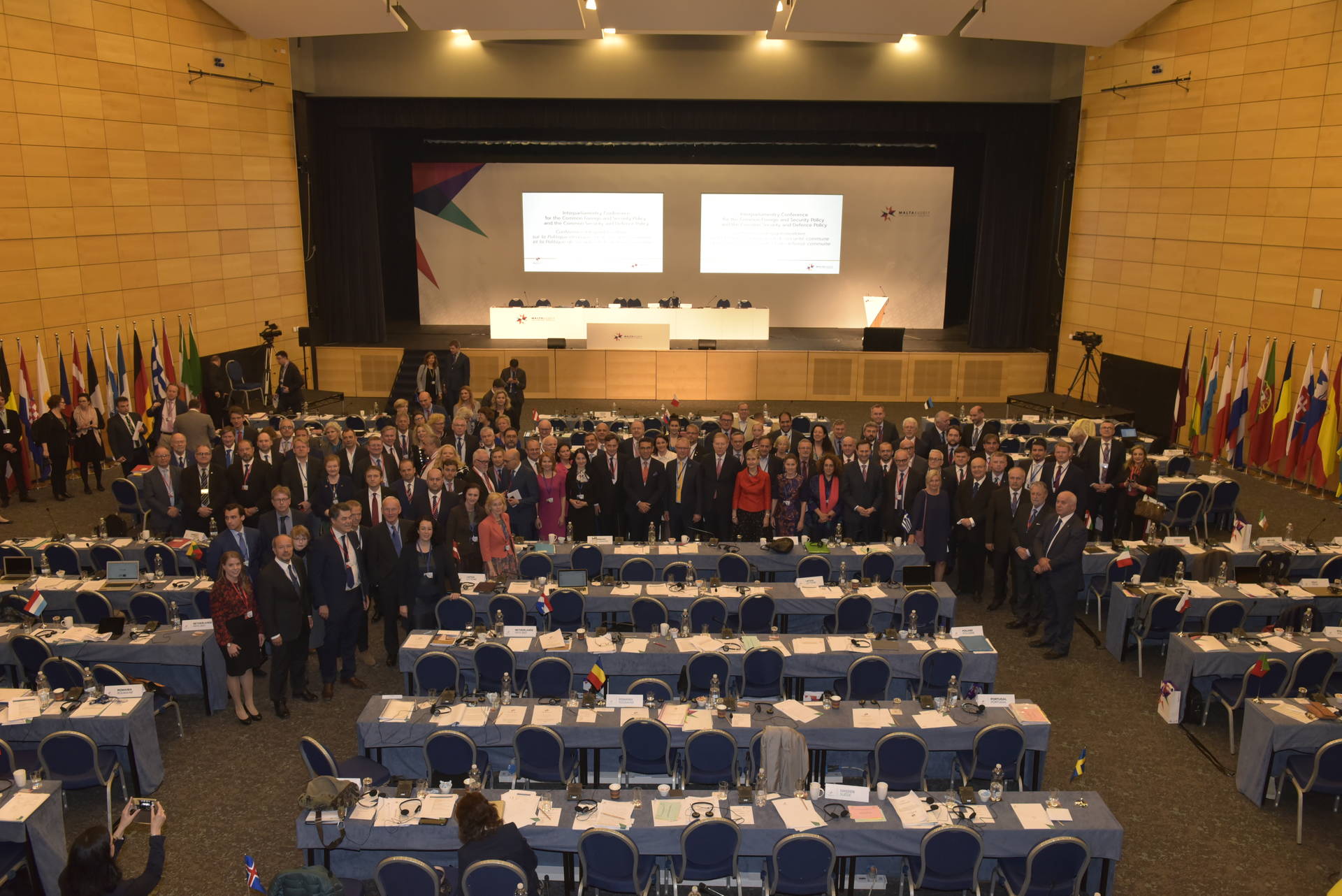 Groepsfoto van de parlementaire delegaties