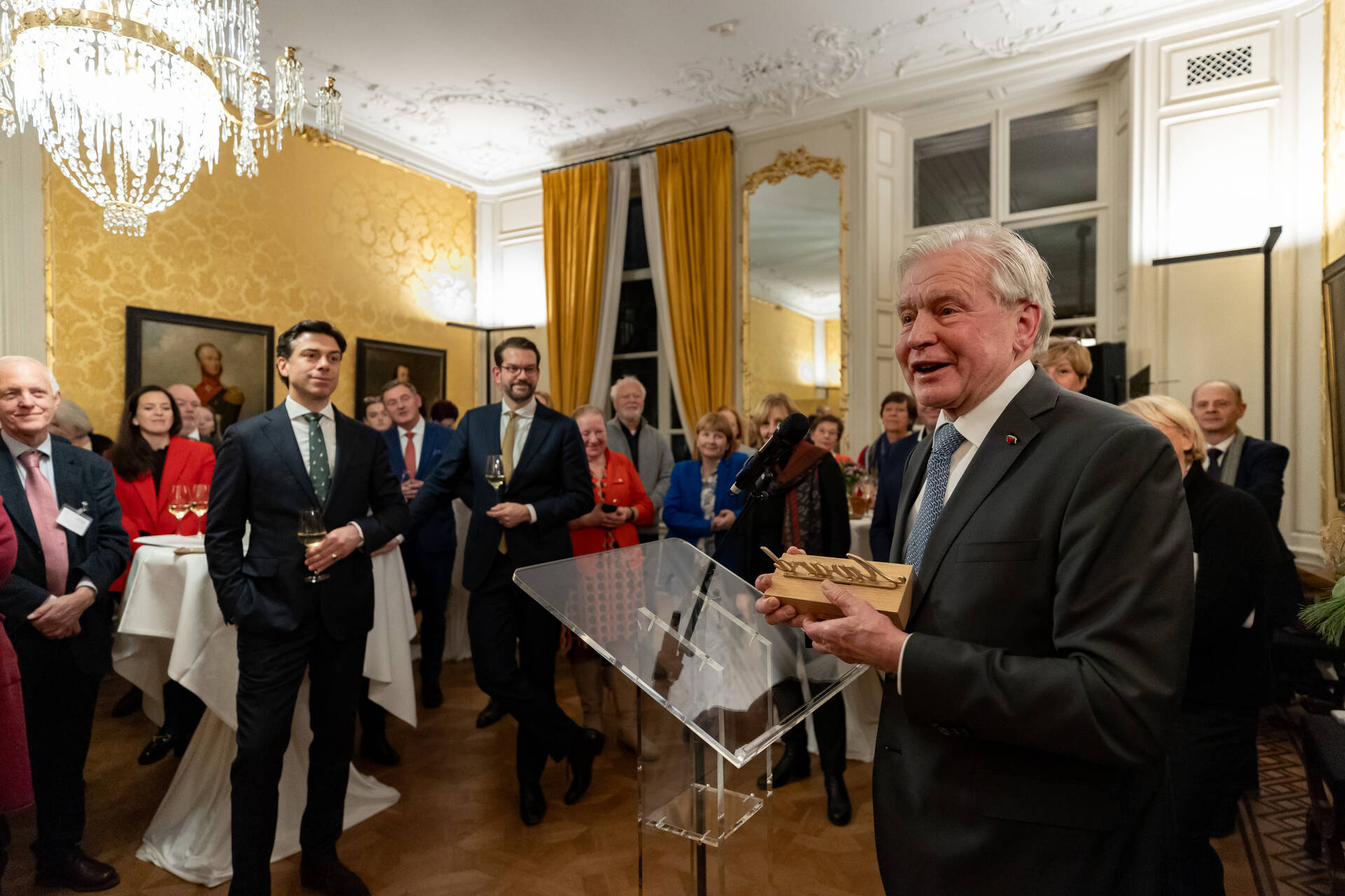 René van der Linden kreeg de Benelux-award