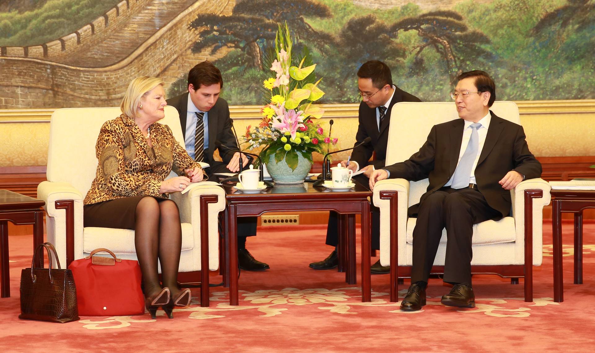 Ontmoeting met de Voorzitter van het Nationale Volkscongres Zhang Dejiang. Foto: Dong Yuehang