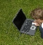 man met laptop