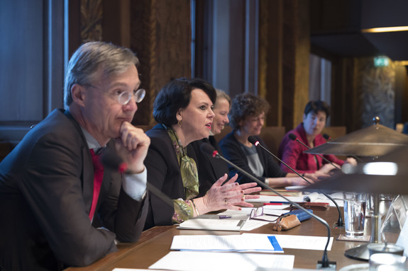 Kamercommissie spreekt over staat van de rechtsstaat