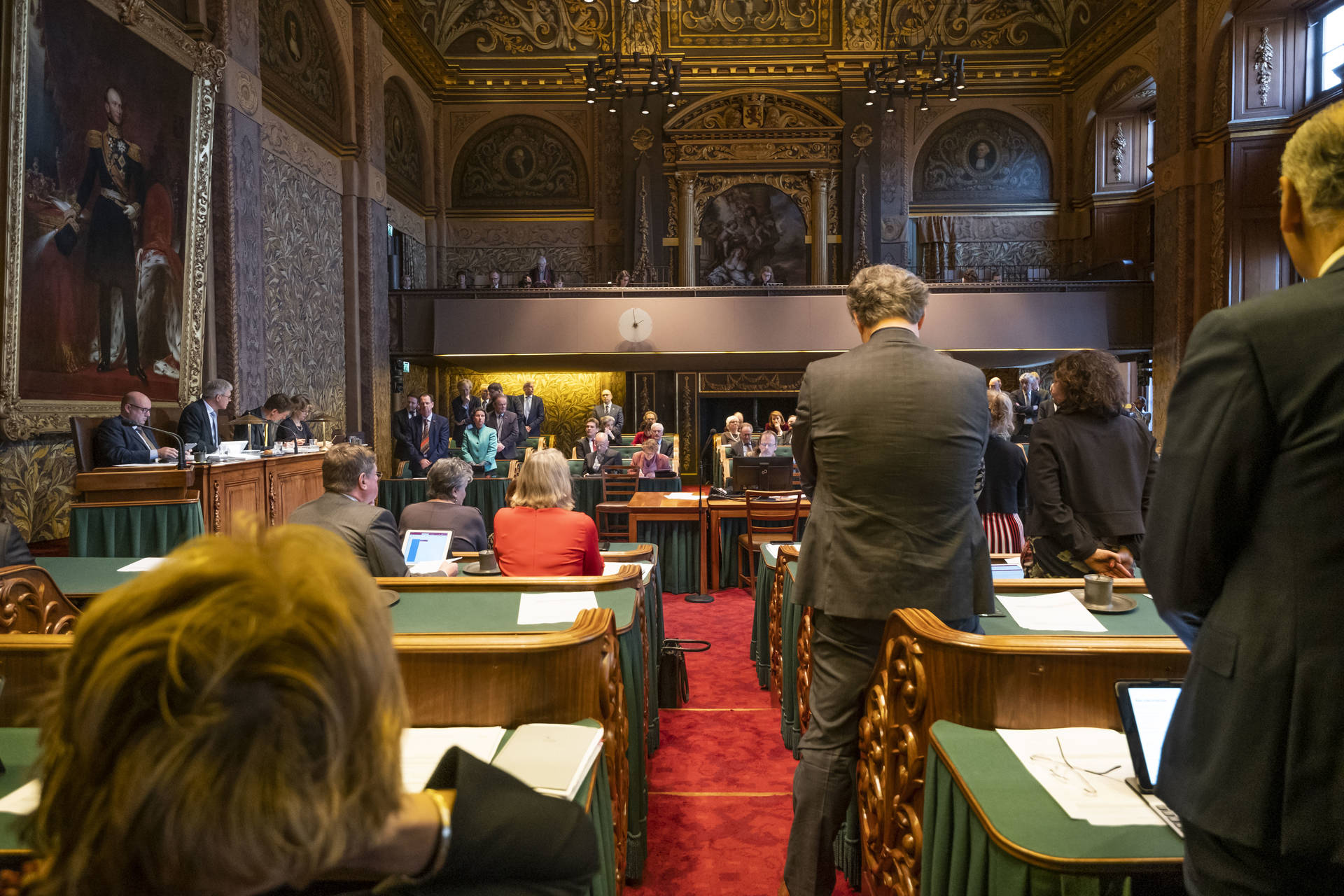 Kamer stemde bij 'zitten en opstaan'