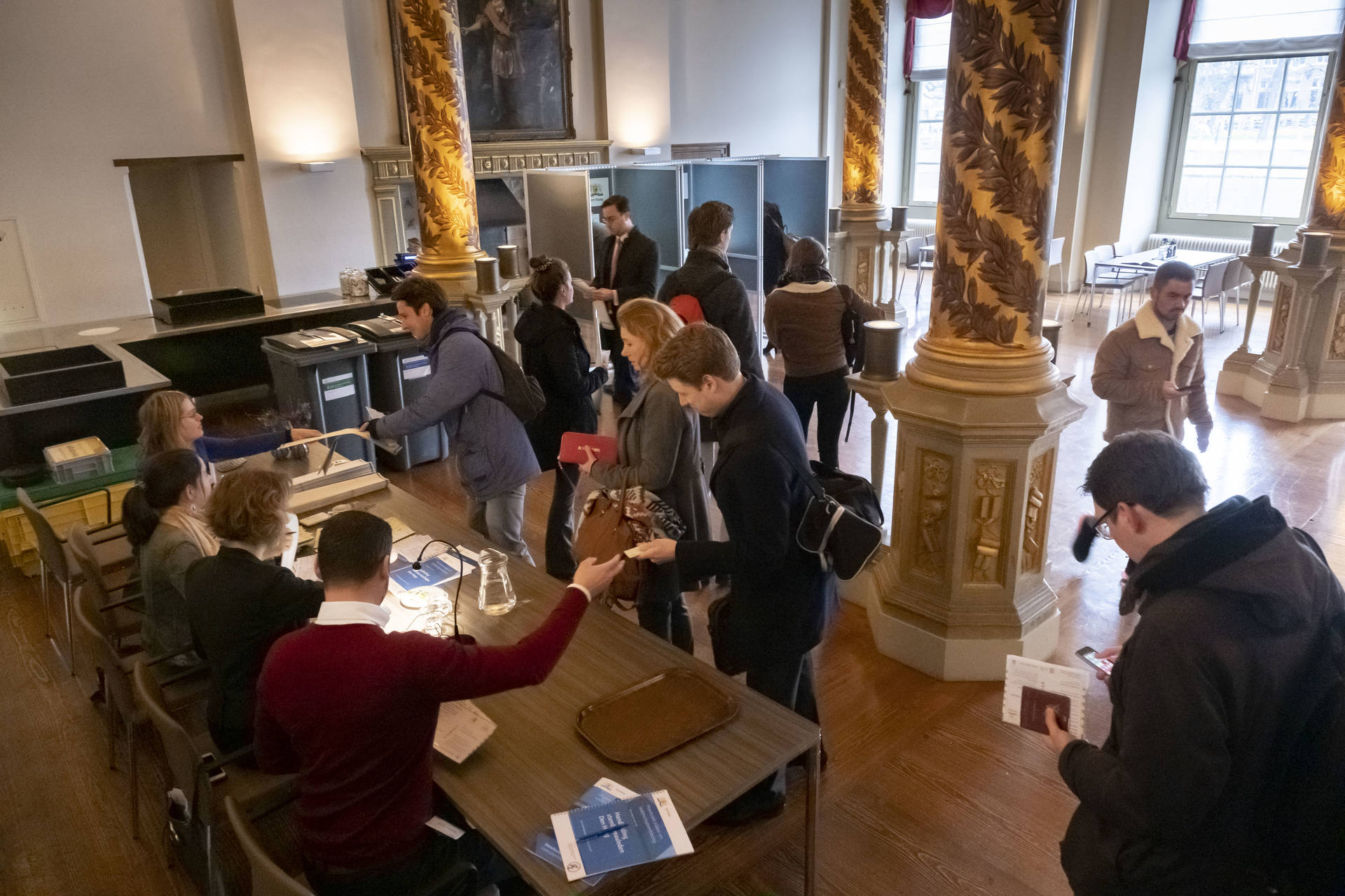 Geslaagde primeur Eerste Kamer als stembureau