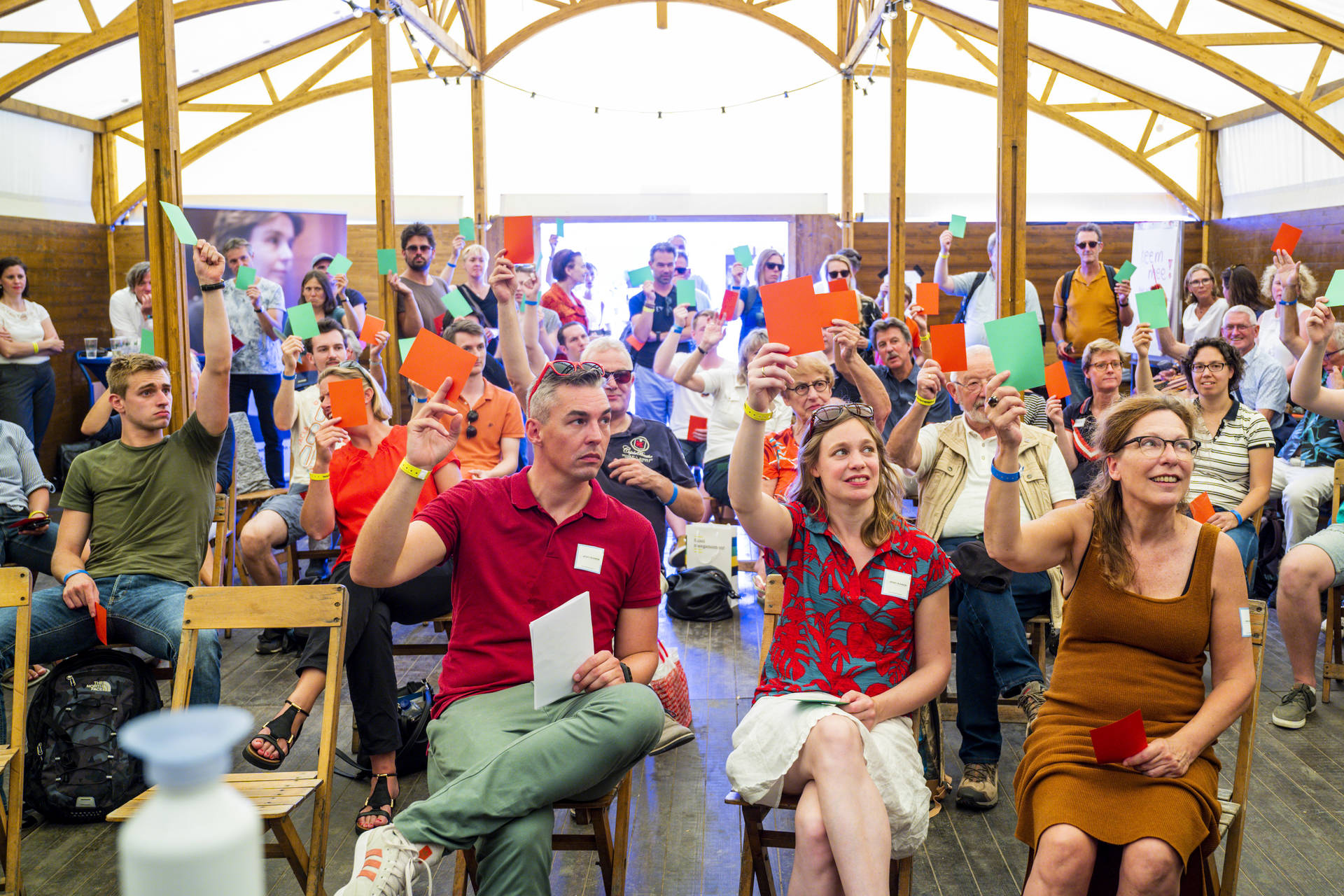 Eerste Kamerleden actief op Democratiefestival 