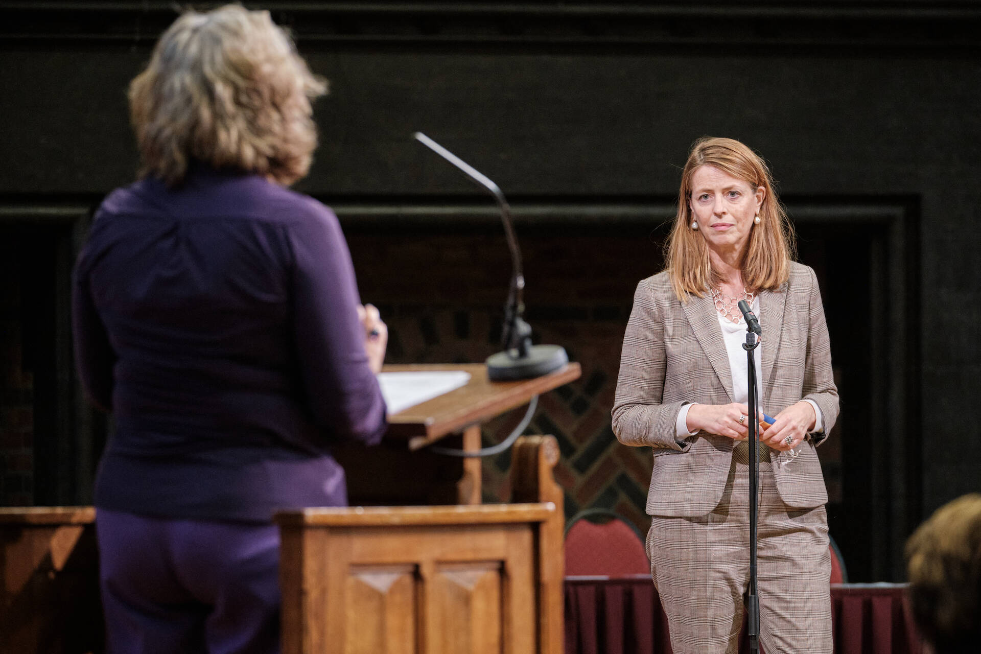 Senator Stienen (D66) bij de interruptiemicrofoon