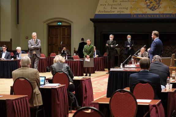 De Eerste Kamer tijdens het debat op 30 november 2021