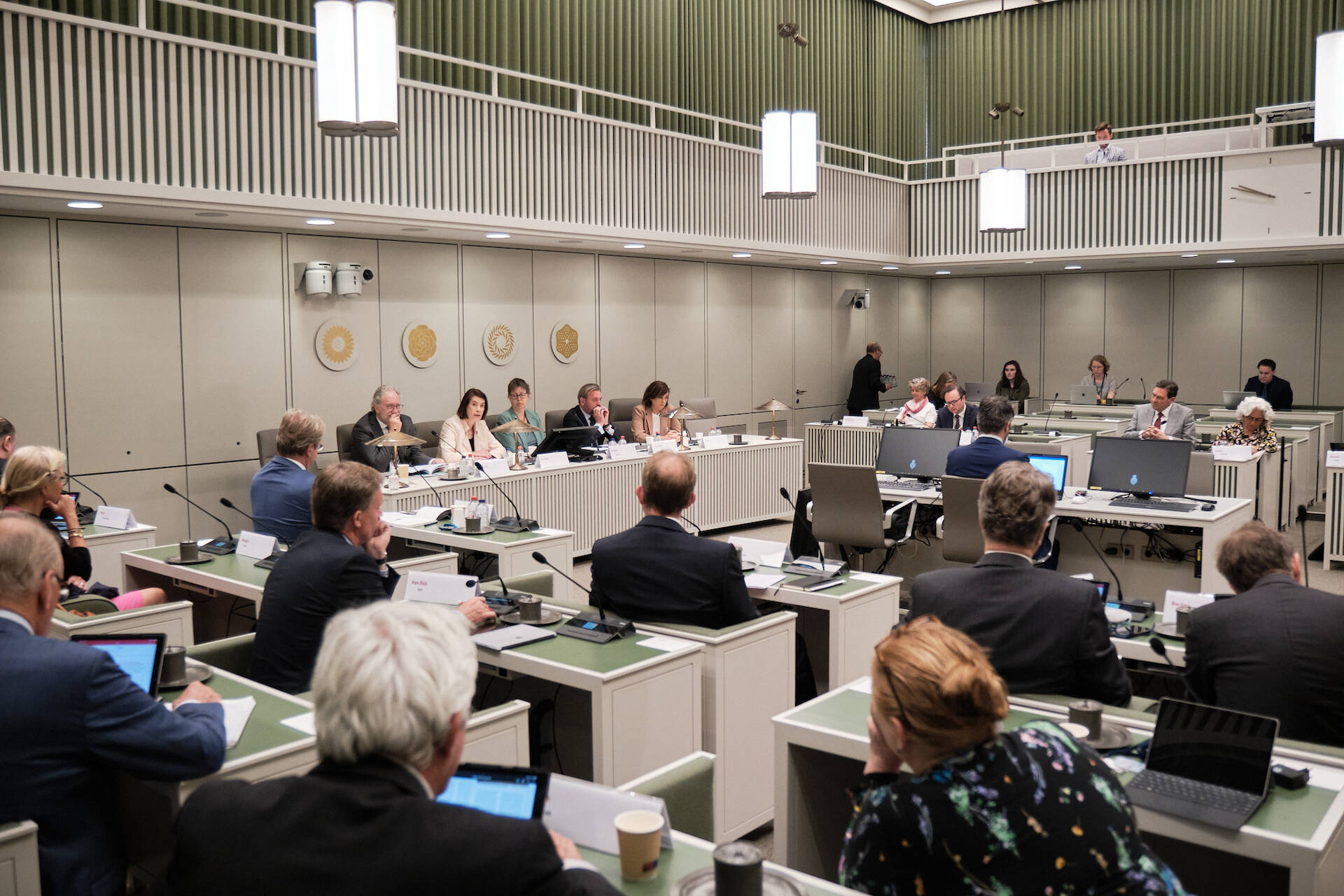 De deskundigenbijeenkomst vond plaats in de plenaire zaal van de Eerste Kamer