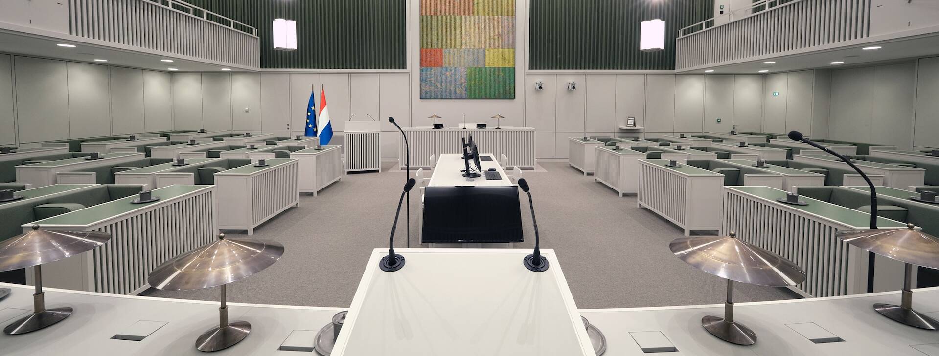 Plenaire zaal Eerste Kamer aan de Kazernestraat