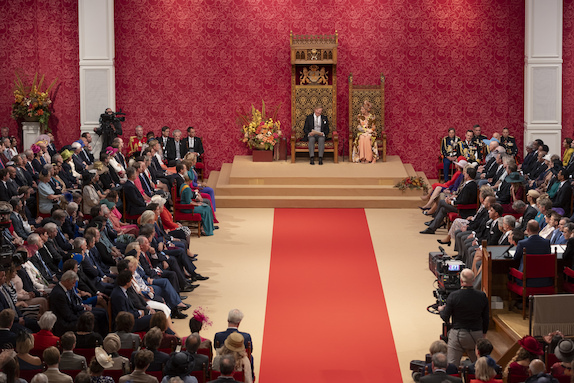 Koning Willem-Alexander leest de troonrede voor tijdens de Verenigde Vergadering der Staten-Generaal in 2023.