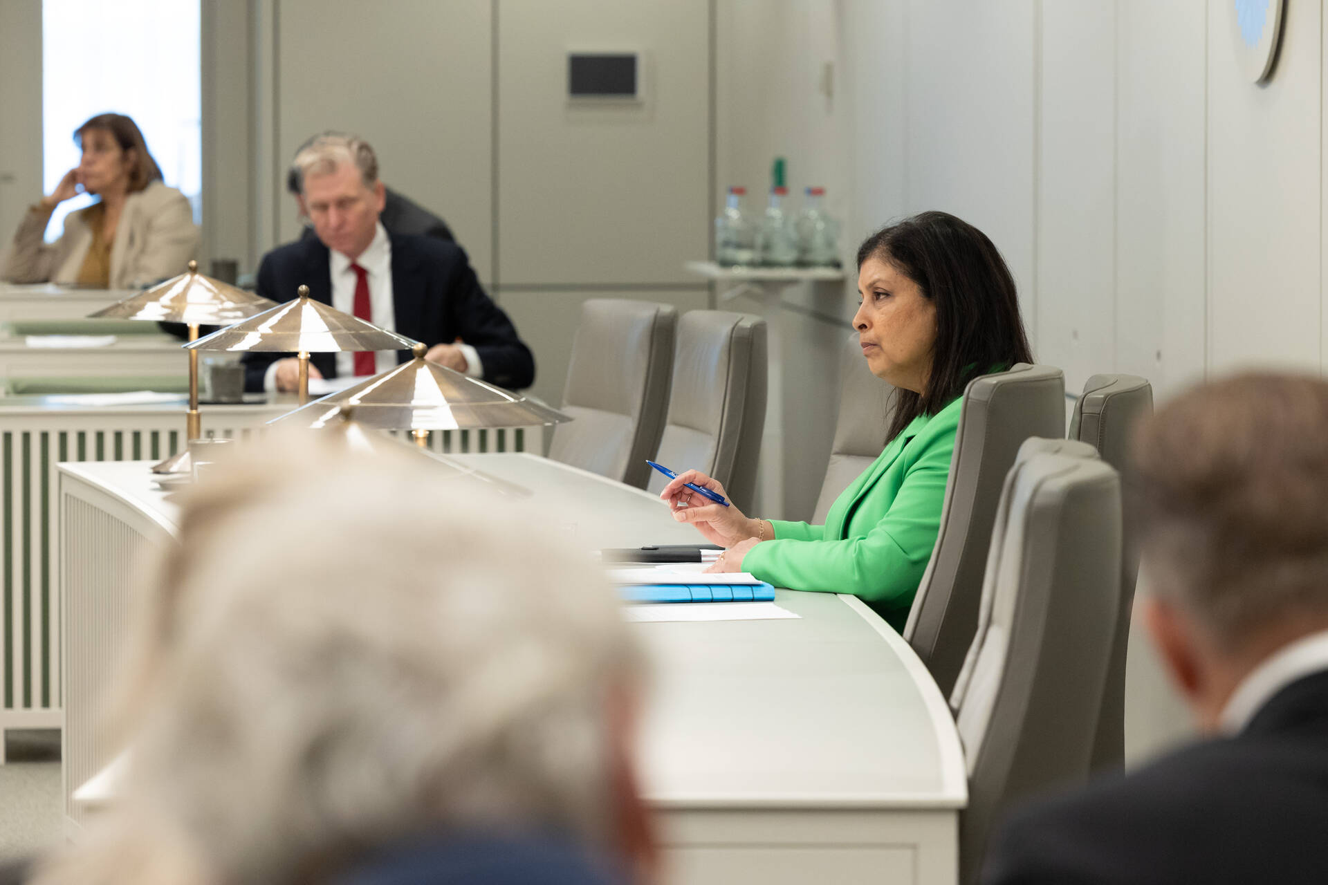 Demissionair minister Paul tijdens het debat op 11 november 2025